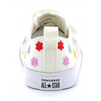 Chuck Taylor All Star Easy-On Floral Embroidery white a02213c